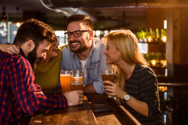 Pub Crawl ¡Tour de fiesta por Esmirna!
